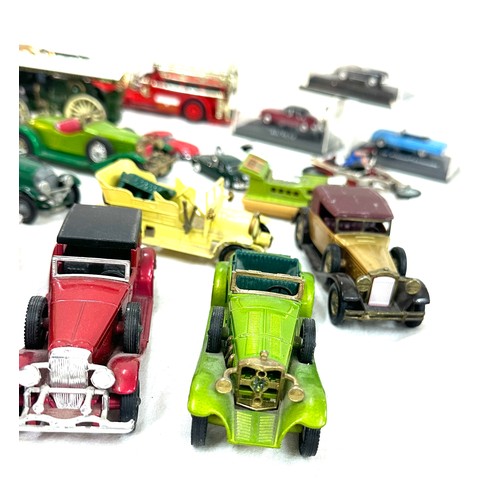 12 - Selection of assorted vintage toy diecast vehicles to include Matchbox, Corgi etc