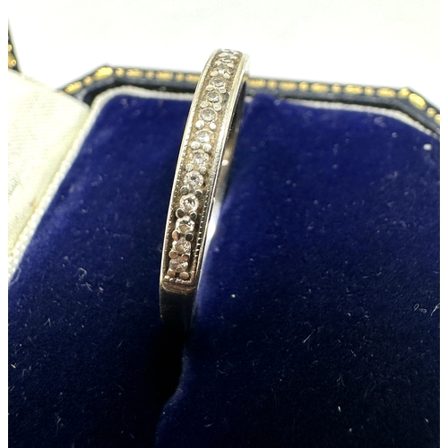 85 - 9ct white3 gold diamond ring 0.14ct diamonds weight 1.9g