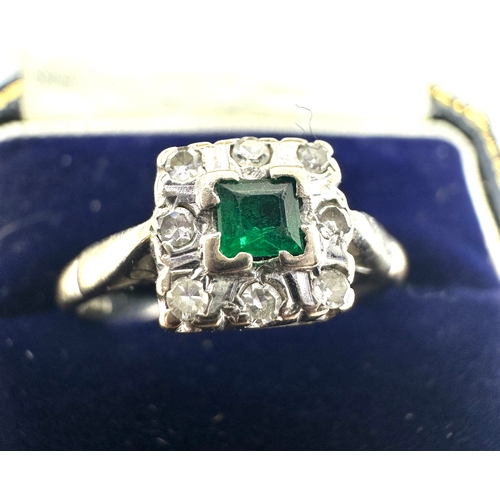 86 - 18ct white gold emerald & diamond ring weight 3.9g