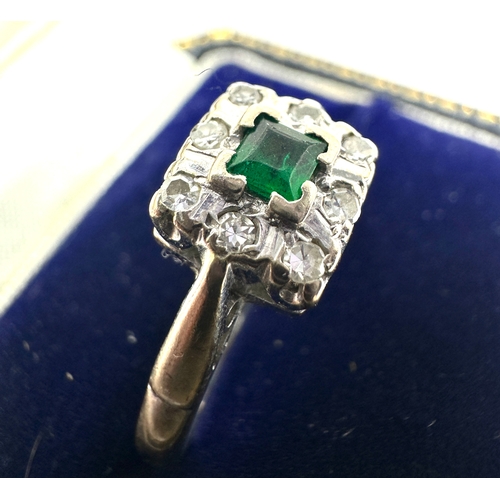 86 - 18ct white gold emerald & diamond ring weight 3.9g