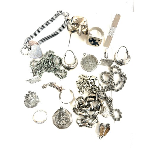 521 - Selection of hallmarked silver jewellery weighs approximately 200 grams