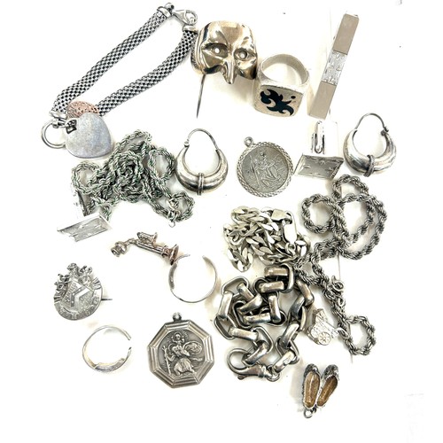 521 - Selection of hallmarked silver jewellery weighs approximately 200 grams