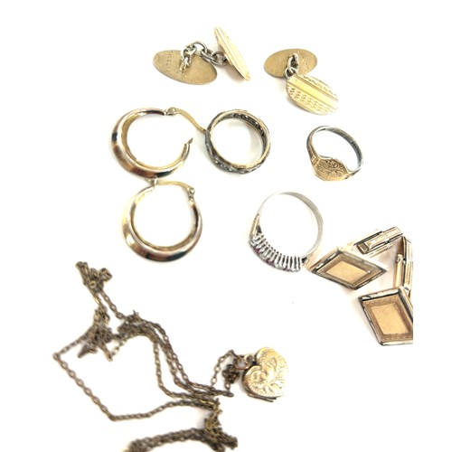 540 - Selection of silver to include hall marked rings, cufflinks etc