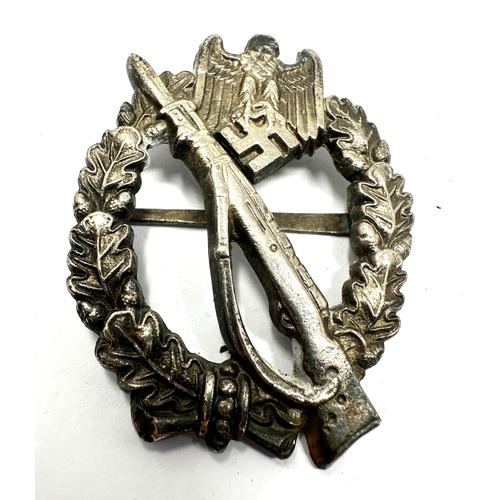 390 - German Infantry Assault Badge