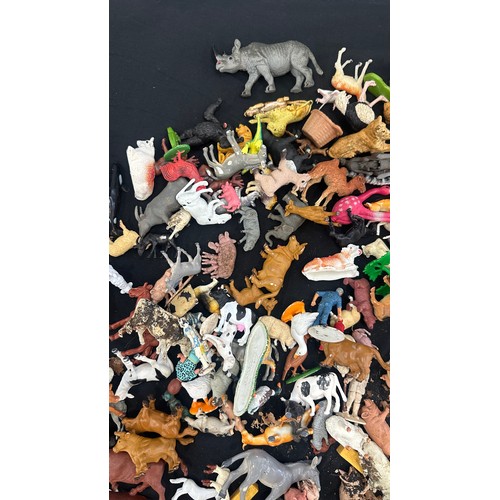 58 - Selection of vintage toy animal figures to include ' Britains' etc