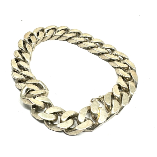 289 - Chunky silver curb link bracelet weight 60g