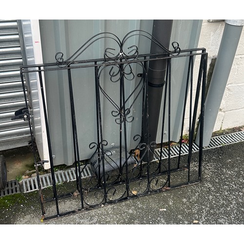 100B - Three pairs of cast iron gates largest measures approximately