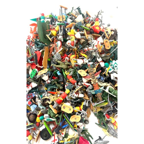 100 - Large selection of vintage timpo toys