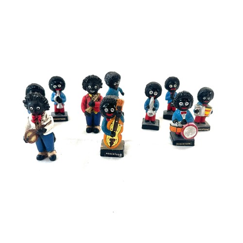 529 - Selection of 10 Robertsons band figures