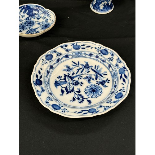 20 - Selection of oriental blue and white pottery, with markings to base