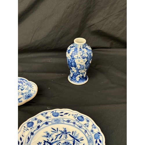 20 - Selection of oriental blue and white pottery, with markings to base