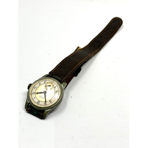 361 - Vintage cyma wristwatch the watch is ticking