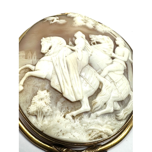 140 - large antique gold framed Cameo brooch frame measures approx 7.2cm by 6.2cm the cameo measures 6.3 b... 