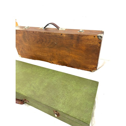 230A - 2 vintage gun cases includes green vinyl covered beige lined gun case fo 30