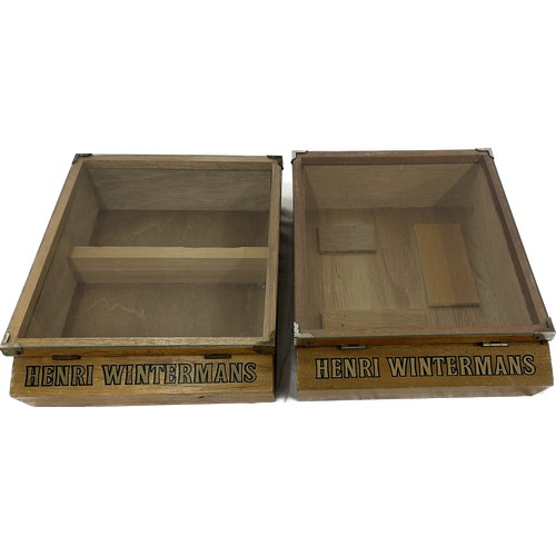 476 - Pair of Henri Winterman table top display boxes measures approximately 13 inches long by 11 wide and... 