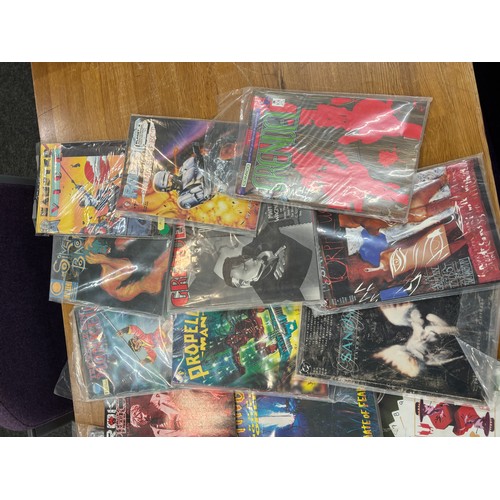 263 - Large selection of assorted comics includes DC etc