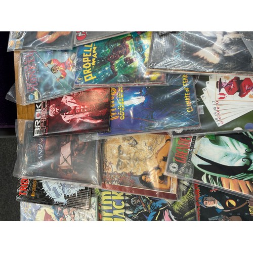 263 - Large selection of assorted comics includes DC etc