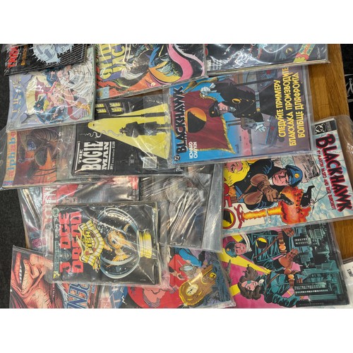 263 - Large selection of assorted comics includes DC etc