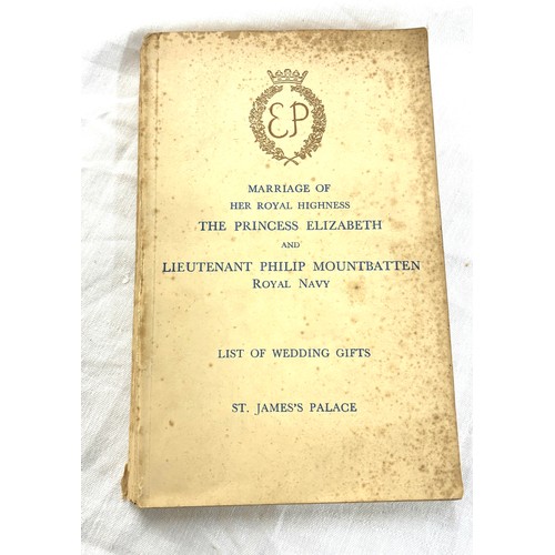 520 - List of wedding gifts the princess Elizabeth wedding st James Palace book