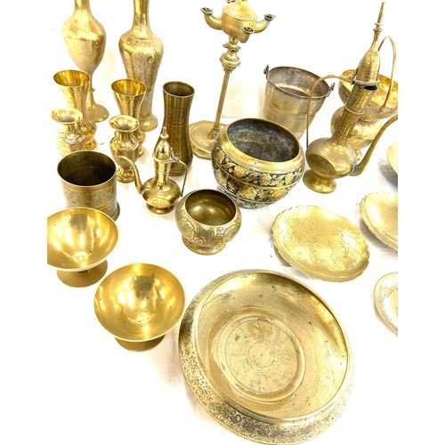 250 - Selection of brass fine detailed items to include vases, bowls etc