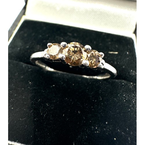 187 - 9ct white gold champagne diamond ring weight 1.5 g