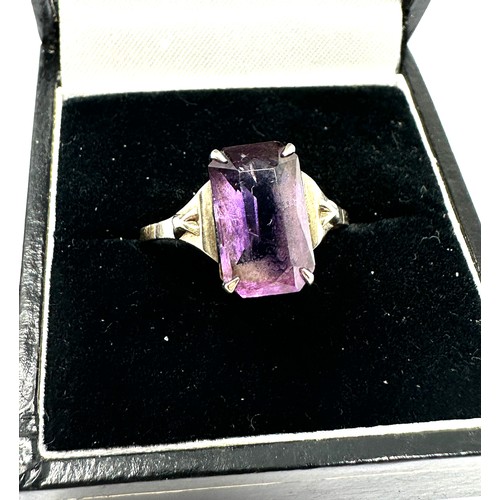 182 - 9ct gold amethyst ring weight 2g