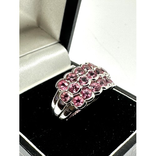 154 - 9ct white gold pink sapphire ring weight 4.7g