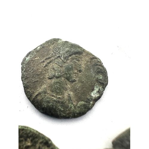 467 - 5 bronze roman coins