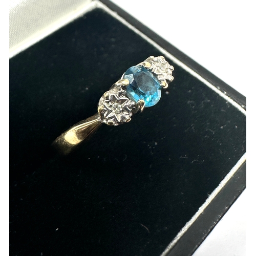 117 - 9ct gold diamond & topaz ring weight 2.3g