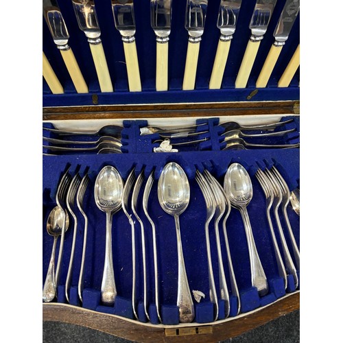 315 - Canteen of cutlery by The Wentworth Works EPNS, on a stand, measures approximately 33 inches tall 18... 