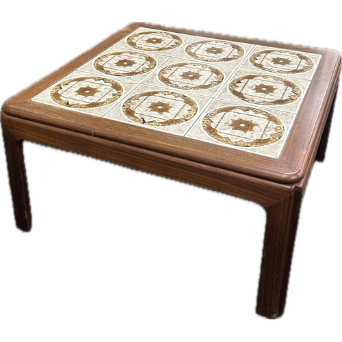 340 - G Plan tiled topped coffee table measures approximately 15 inches tall x 28 wide