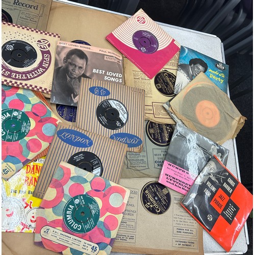 203 - Selection of vintage 45s and LPS records to include Harry Secombe, Follow The Stars etc