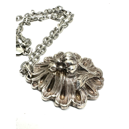 233 - Vintage silver floral pendant necklace chain hallmarked 925 weight 30g