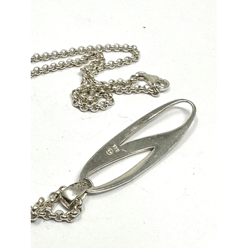 234 - Vintage silver malcolm gray pendant necklace