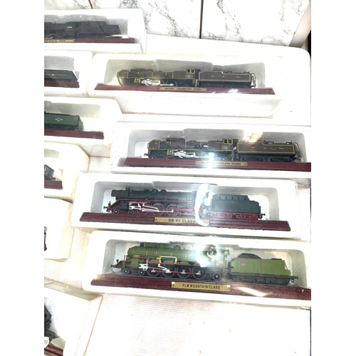 39 - Selection of boxed train models