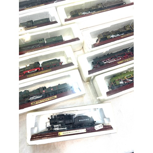 39 - Selection of boxed train models