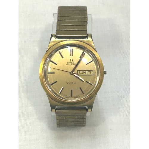 439 - 1970'S Omega Geneve with gold plated stainless steel case. Gold coloured dial with baton numerals an... 