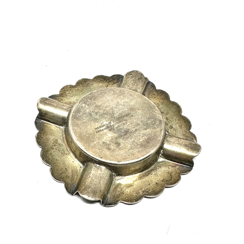 28 - vintage silver cigarette ashtray measures approx 10cm dia by goldsmiths & silversmiths london