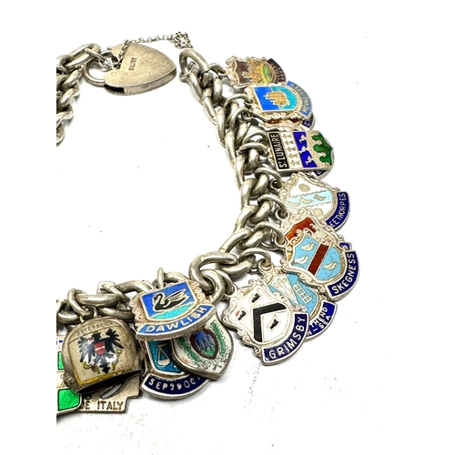 251 - silver & enamel city enamel flag chsarm bracelet weight 63g