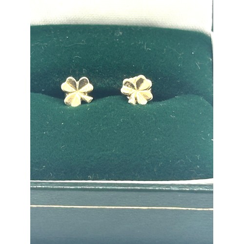 403 - Pair ladies 9ct gold earrings