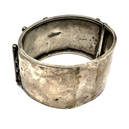 252 - victorian silver cuff bangle measures approx 4cm wide missing small ball as shown weight 52g