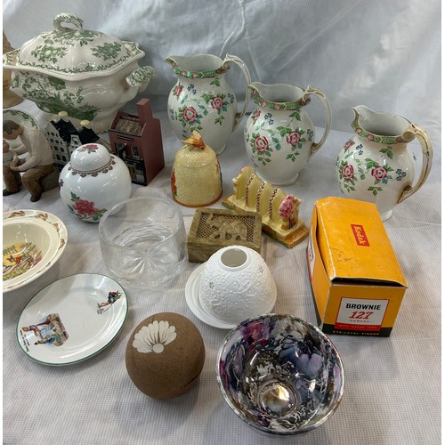 236 - Selection of miscellaneous to include Masons tureen with ladle, , brownie 127 camera, bunnykins, Gra... 