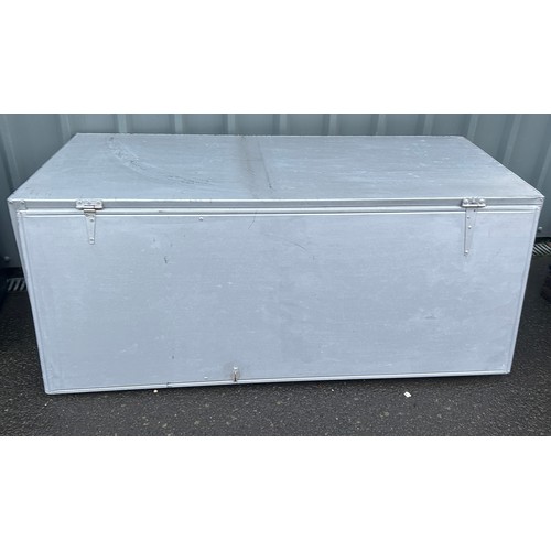 100H - Outdoor aluminium storage container measures approximately 60 inches tall x 24 wide