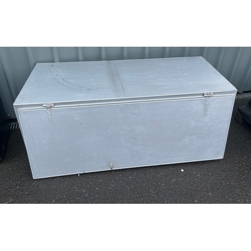 100H - Outdoor aluminium storage container measures approximately 60 inches tall x 24 wide