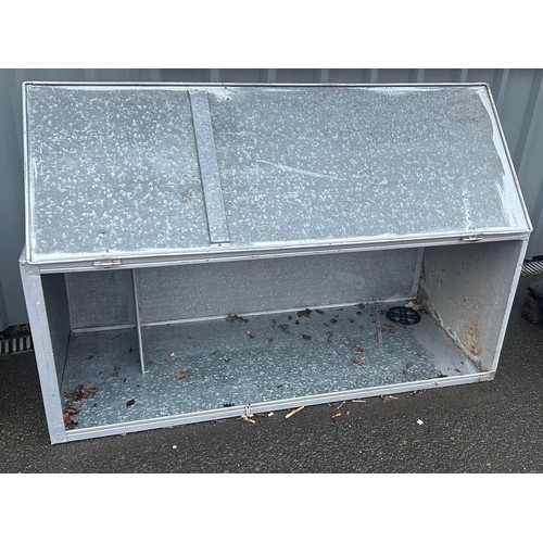 100H - Outdoor aluminium storage container measures approximately 60 inches tall x 24 wide