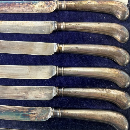 372 - Set of six cased silver handled knives and EPNS coffee spoons