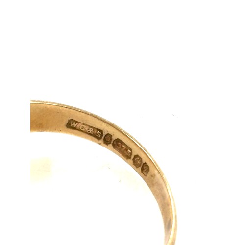 461 - Hallmarked 9ct gold gents signet ring, approximate weight 3.5g, ring size R/S