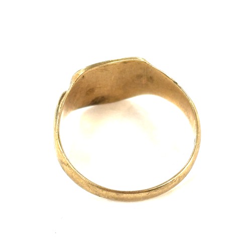 461 - Hallmarked 9ct gold gents signet ring, approximate weight 3.5g, ring size R/S