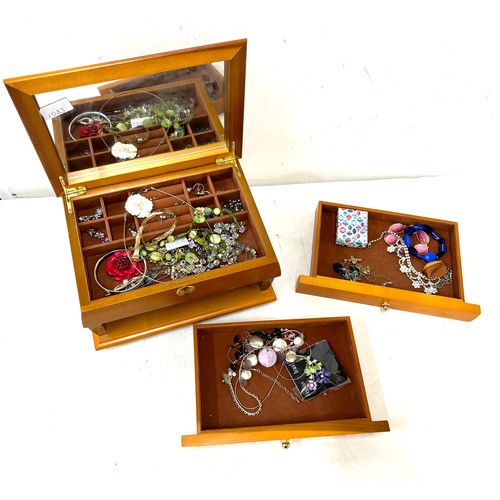 488 - Selection of ladies costume jewellery within jewellery box