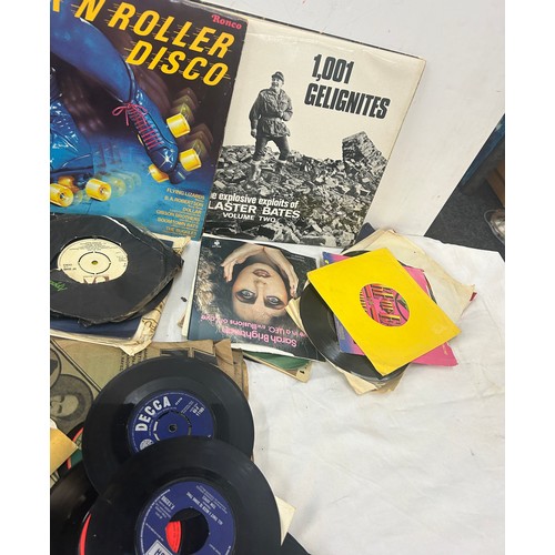 266 - Selection of assorted 45's, 78s and LPS to include Rock N Roll, Disco etc